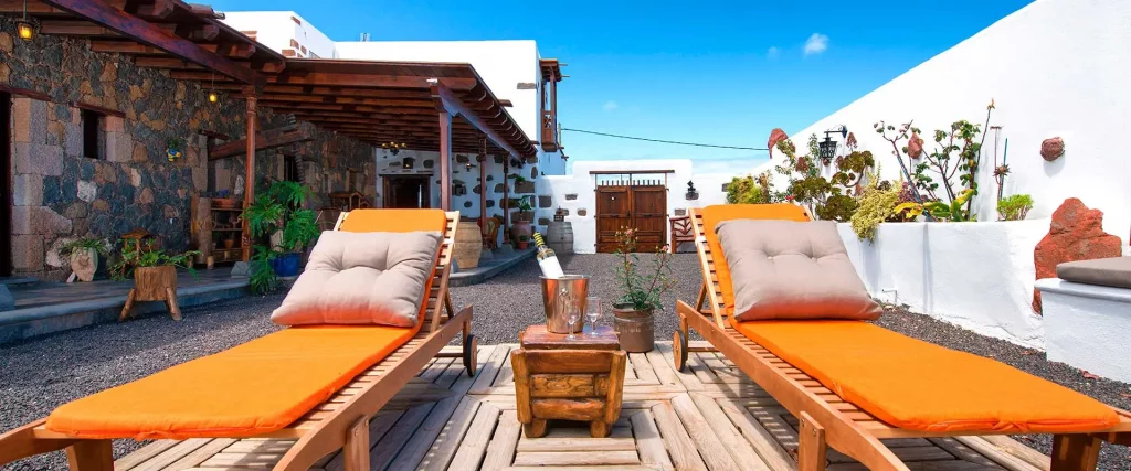 garaday-1-1024x427 🏡 Casa Emblemática Garaday – Vive Lanzarote desde una casa con historia