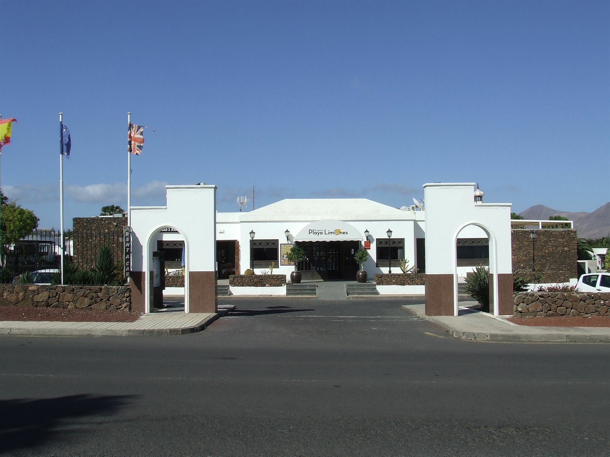 Hotel Playa Limones